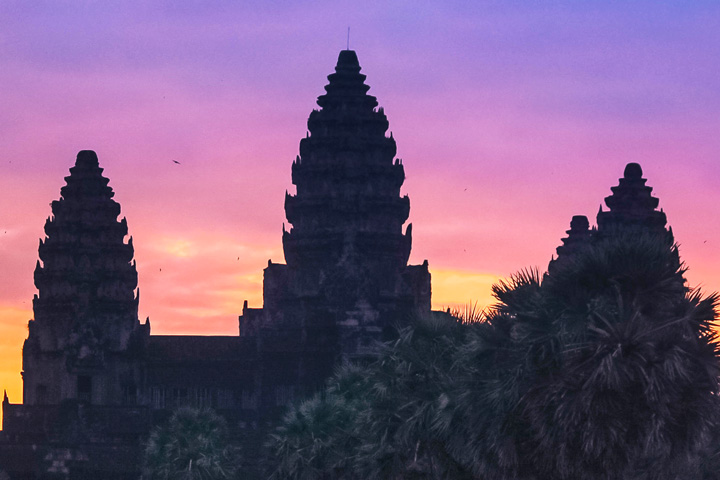 Witnessing Angkor Wat Sunrise in November – A Magical Morning Experience