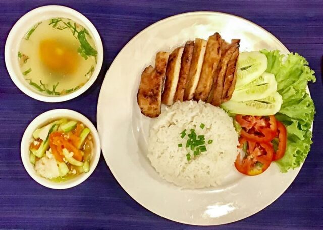 Bai Sach Chrouk (Pork and Rice) – Marinated grilled pork served over rice with pickled vegetables and a splash of sweet sauce. The Best Foods in Siem Reap – Including Street Food
